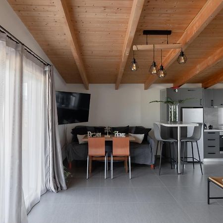 Deluxe Διαμερισμα Appartement Patras Buitenkant foto