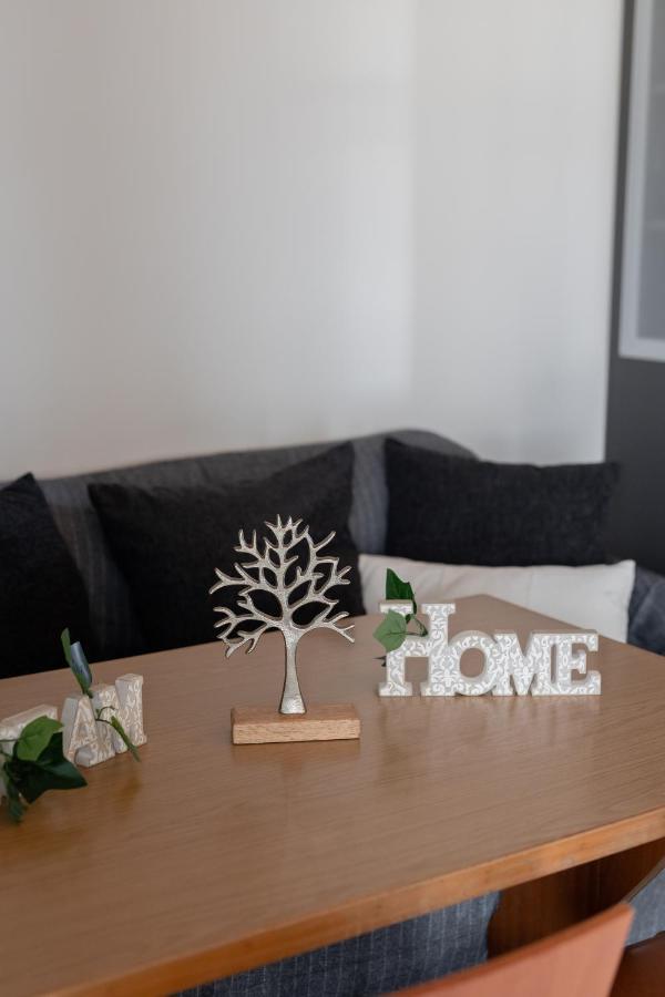 Deluxe Διαμερισμα Appartement Patras Buitenkant foto