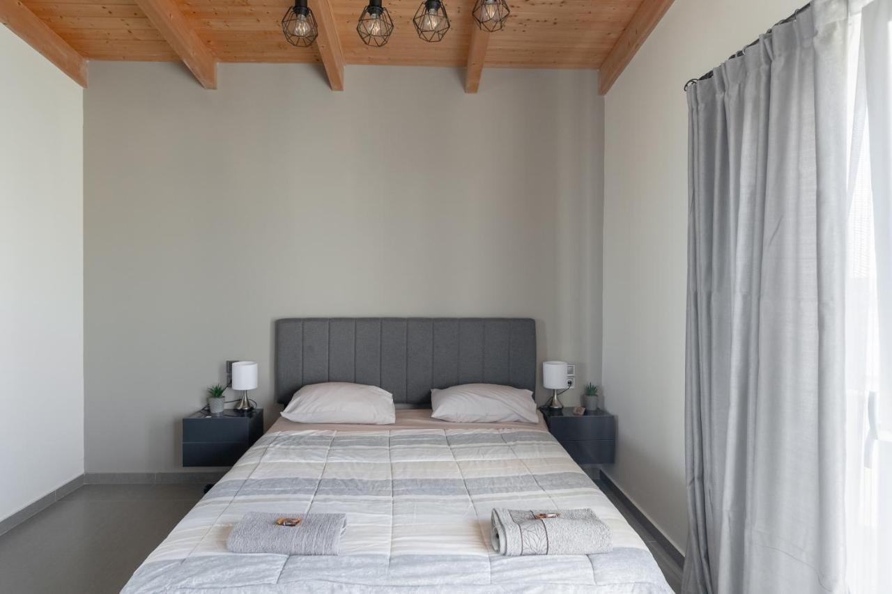 Deluxe Διαμερισμα Appartement Patras Buitenkant foto