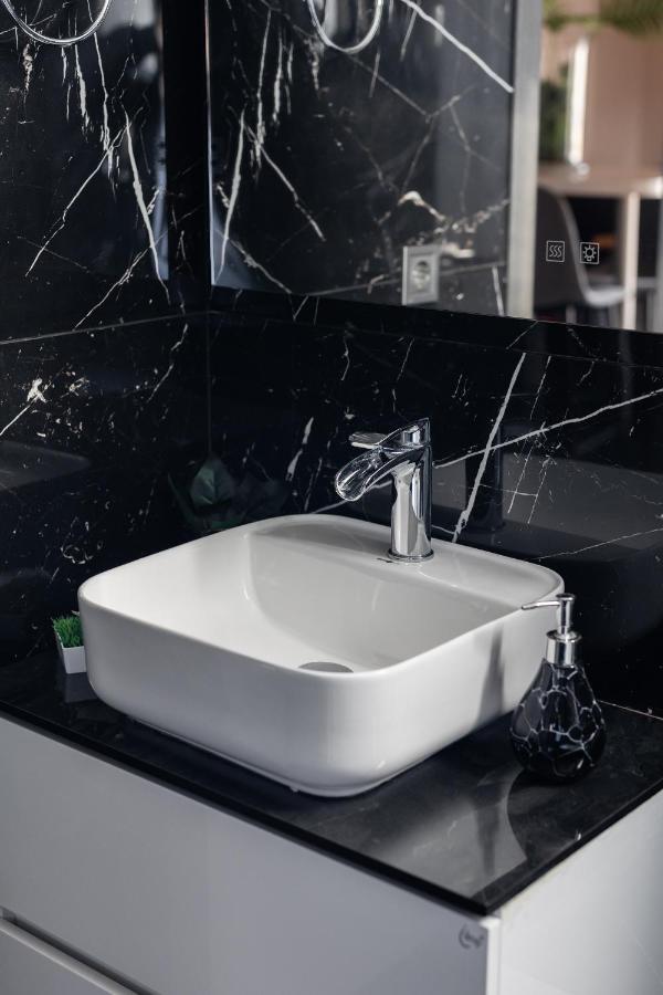 Deluxe Διαμερισμα Appartement Patras Buitenkant foto